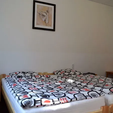Vendégház Na Ucilisti *